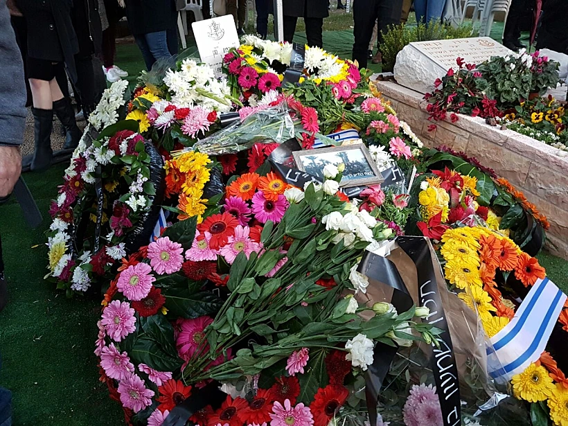 הלווית סגן יעל יקותיאל בבית העלמין הצבאי קריית שאול