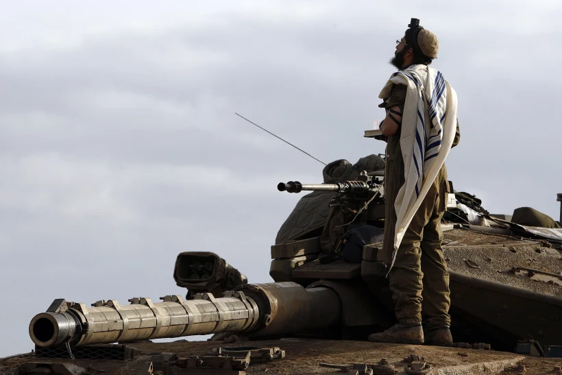 חיילים דתיים מתפללים