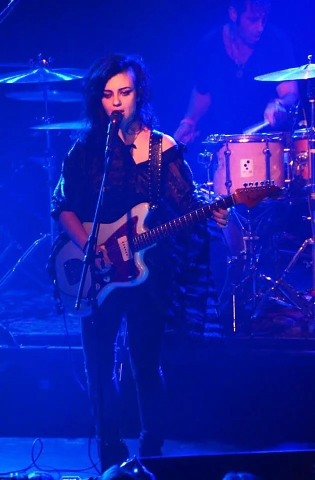 נינט טייב בהופעה