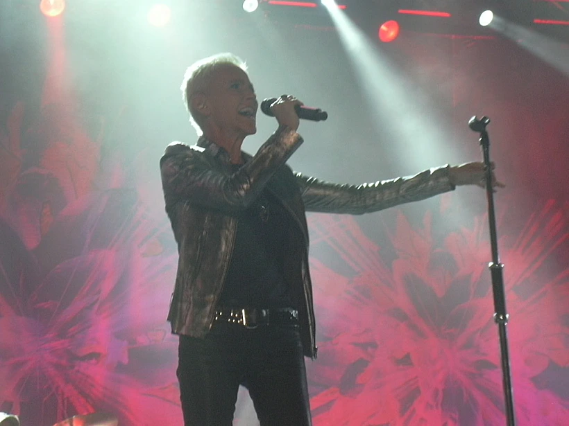 רוקסט בהופעה בת