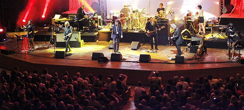 בריאן פרי בהופעה בישראל