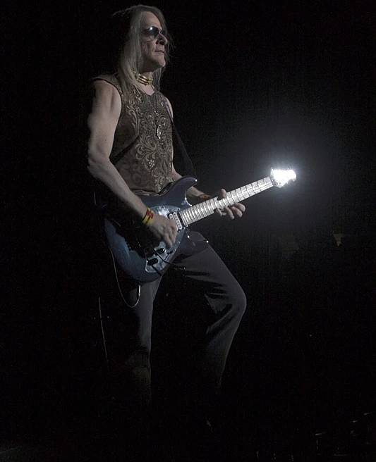 מתוך ההופעה של דיפ פרפל בקיסריה