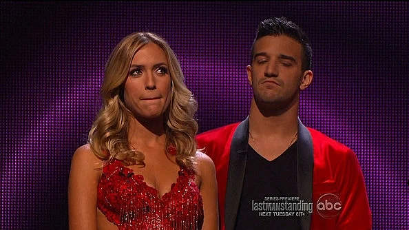 קריסטן קוולארי ומארק באלאס ב