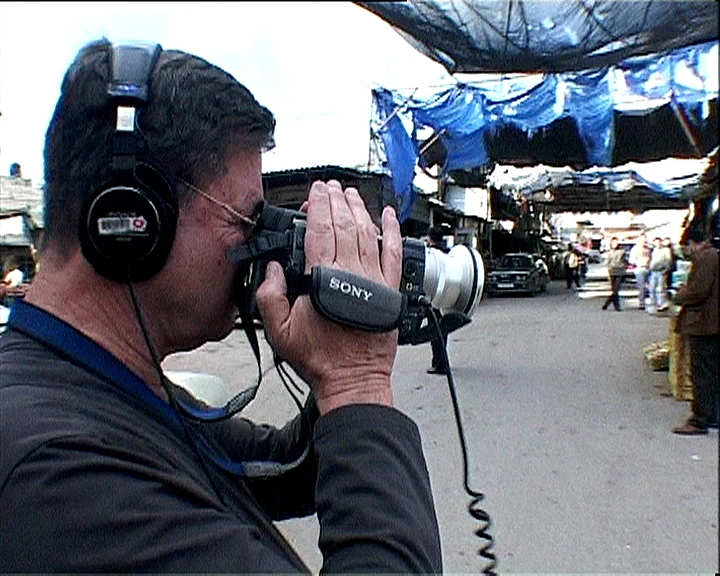 ארץ המתנחלים-חיים יבין מצלם.