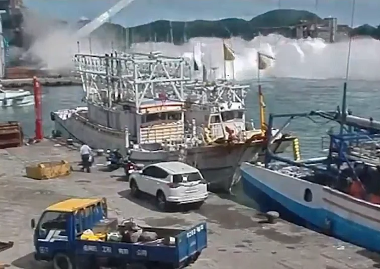 קריסת הגשר בטיוואן