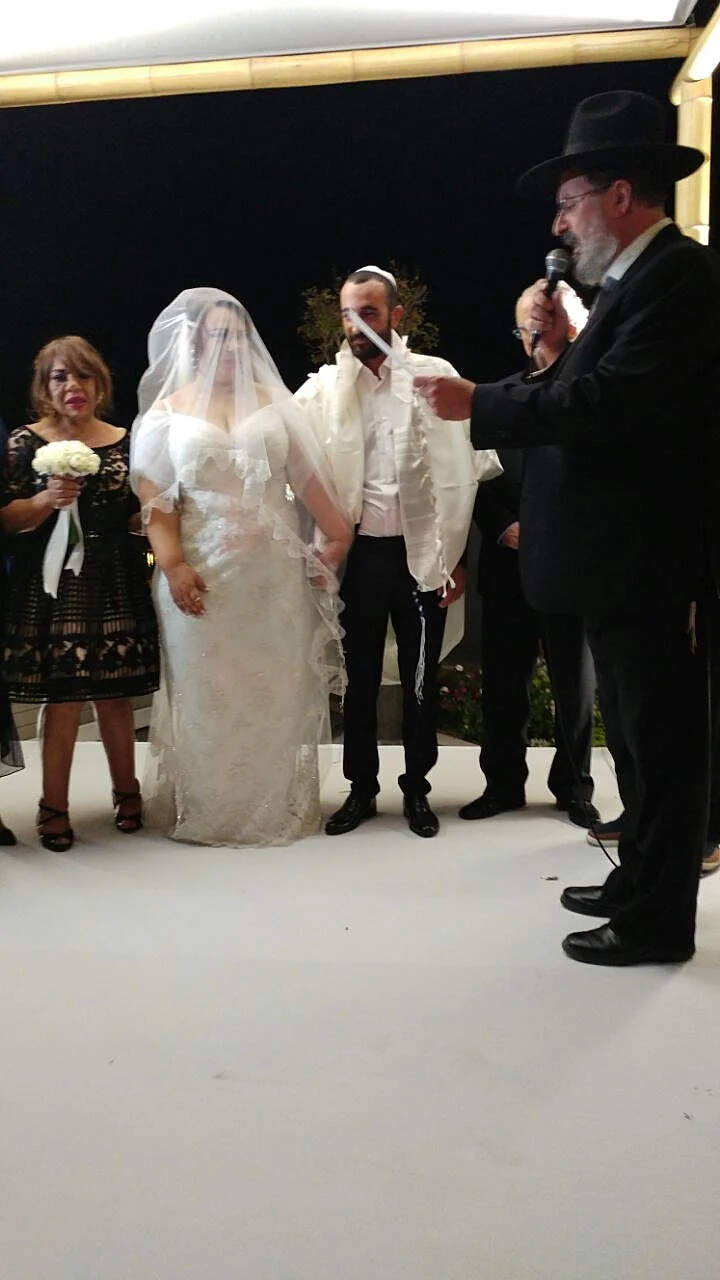 אמירה בוזגלו ומשה בן שימול מתחתנים