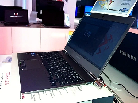 אולטרה בוק Z830 טושיבה