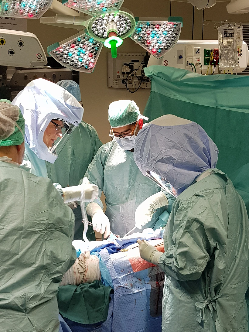 ניתוח החלפת מפרק