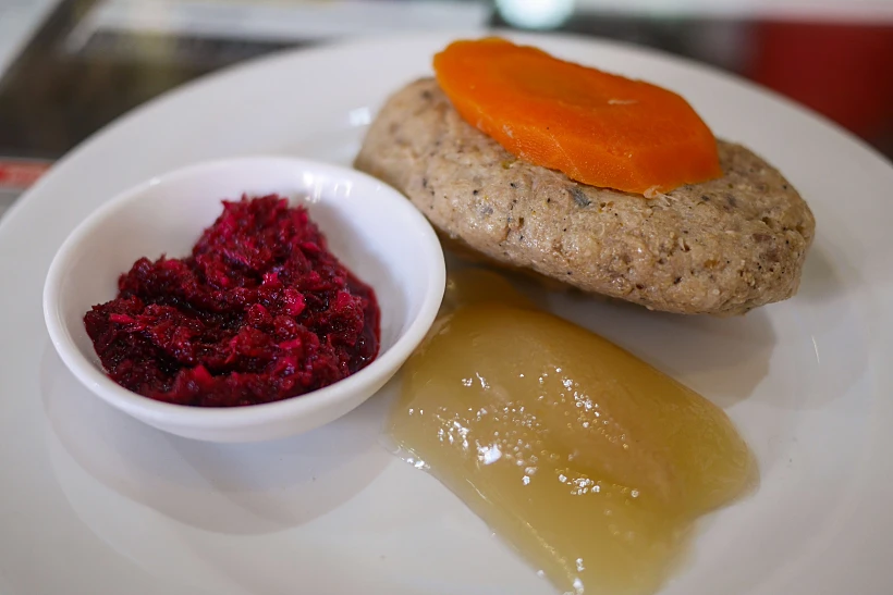 גפילטע פיש וחזרת