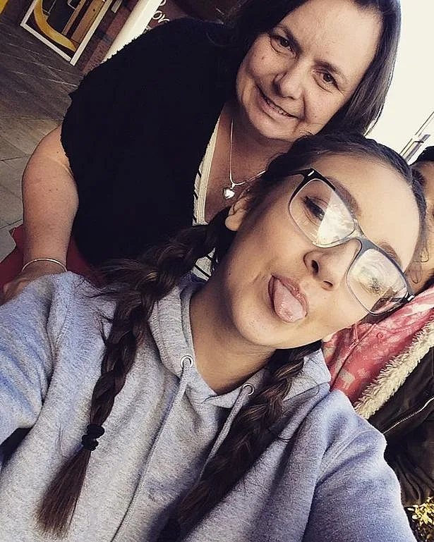 נותרה משותקת אחרי חיסון נגד סרטן צוואר הרחם