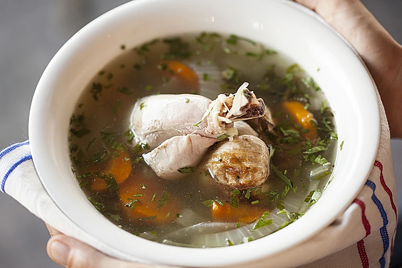 מרק עוף (הכובשים)