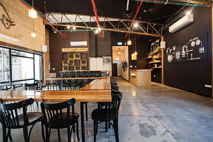 מזקקת וויסקי