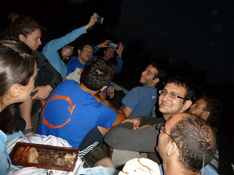 נוסעים עם שחר אל הכרם - בציר עבודה עברית