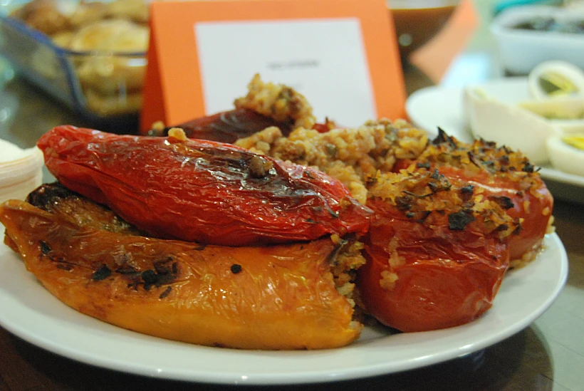 פלפלים ממולאים (סבתא של עומר)