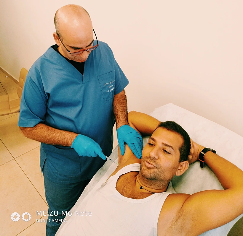 דודי טל מנסה להיפטר מהזיעה