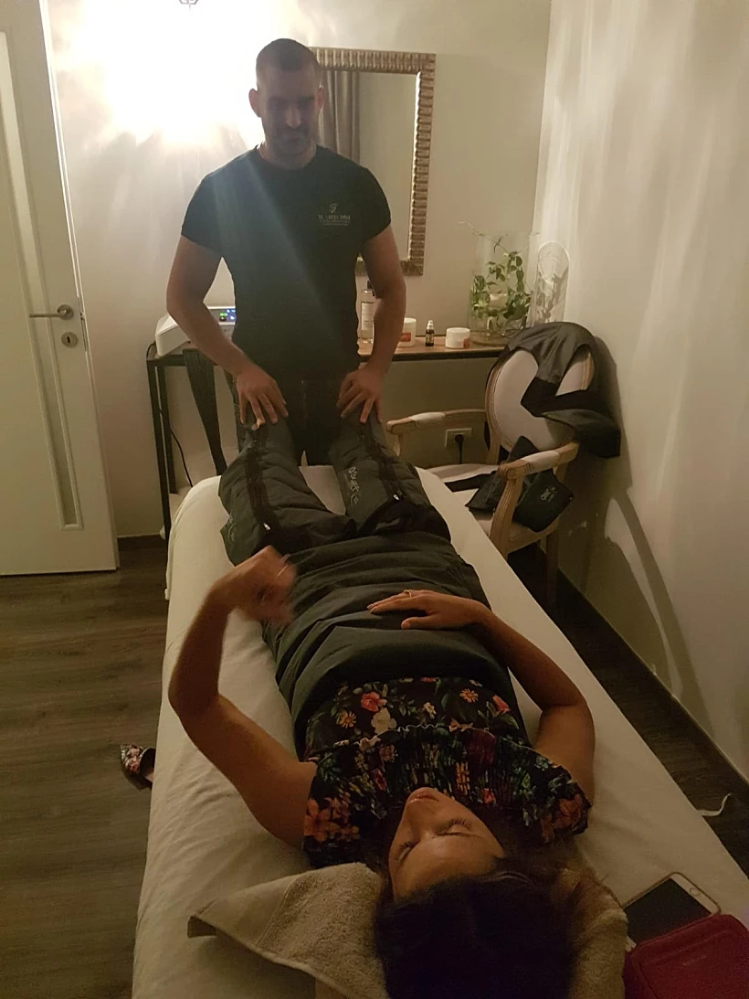 חליפת הלימפה(אינסטגרם שרון ינובסקי קפלן)