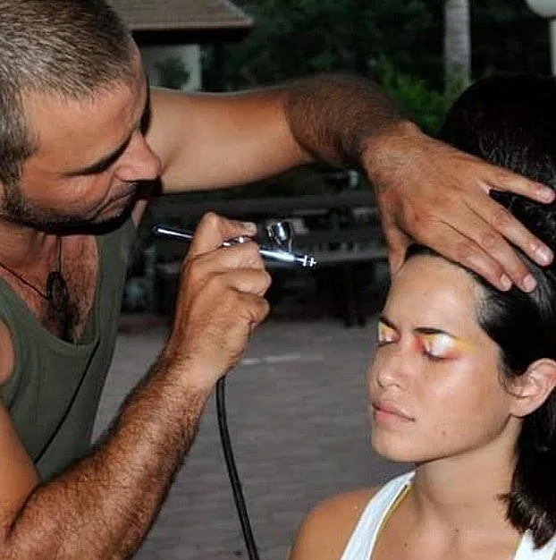 איפור באייר בראש: הדבר הכי חם באיפור