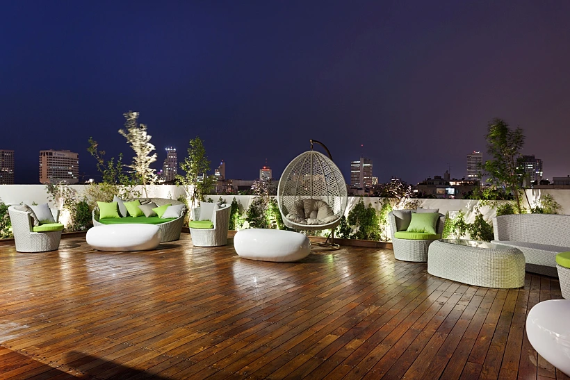 מרפסת עם נוף לתל אביב