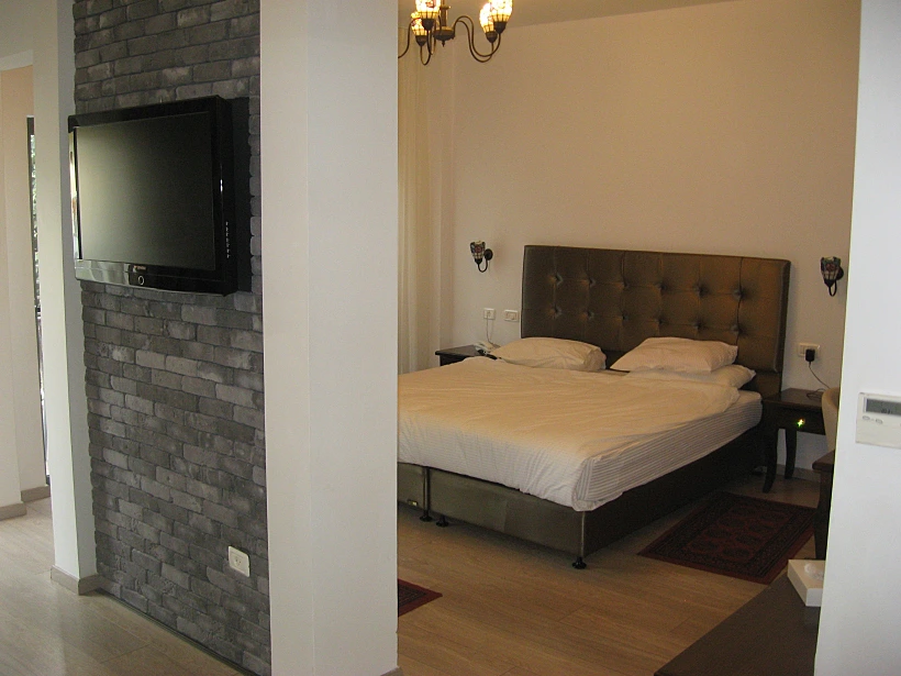 מלון כפר גלעדי