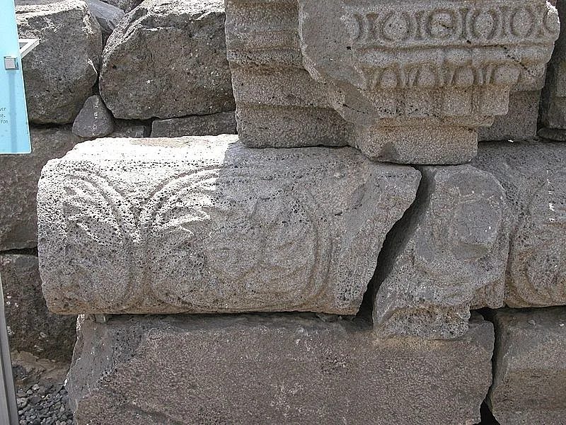 בית הכנסת העתיק בכורזים