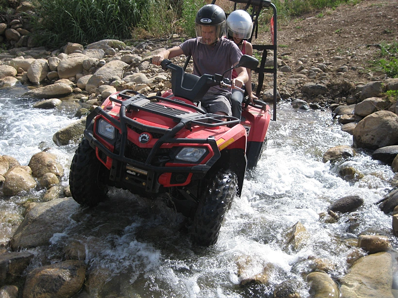 טיול טרקטורונים בטרקטורוני הכפר
