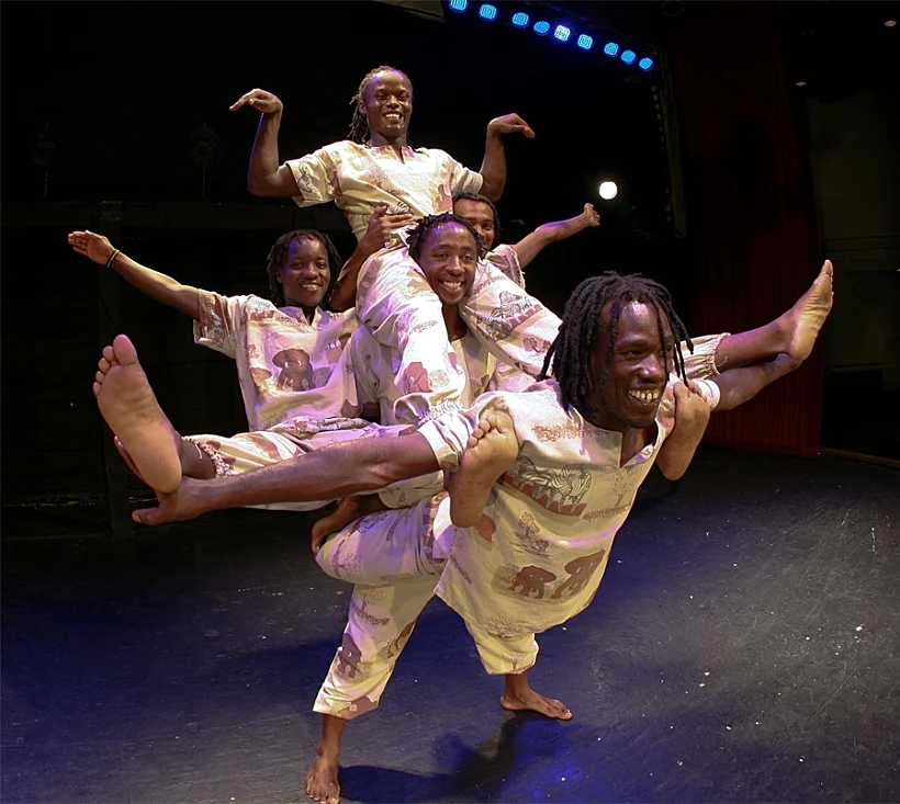 פסח 2012: קרקס בקניון מלחה