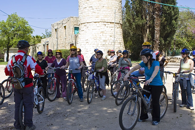 רכיבת אופניים בירושלים