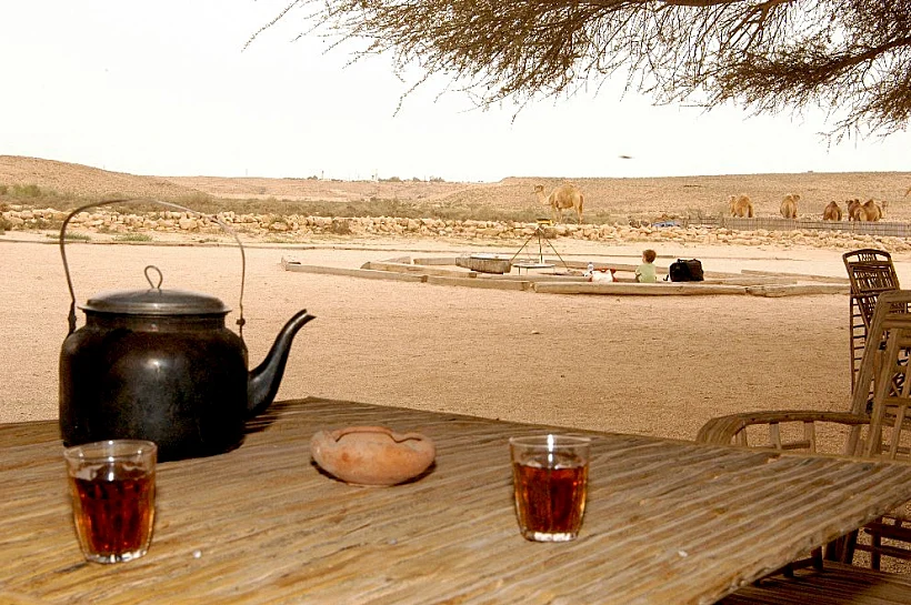 חאן בארותיים