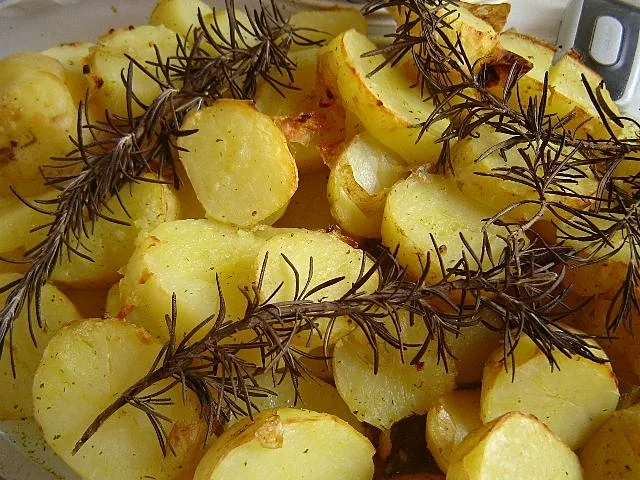 תפוחי אדמה ברוזמרין, יאמי!