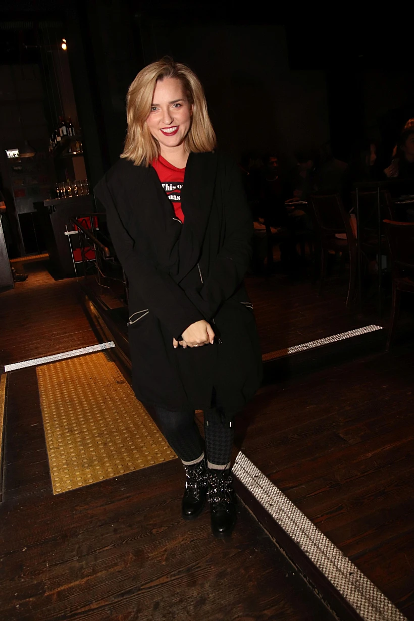 אשלי וקסמן בקשי קפואה