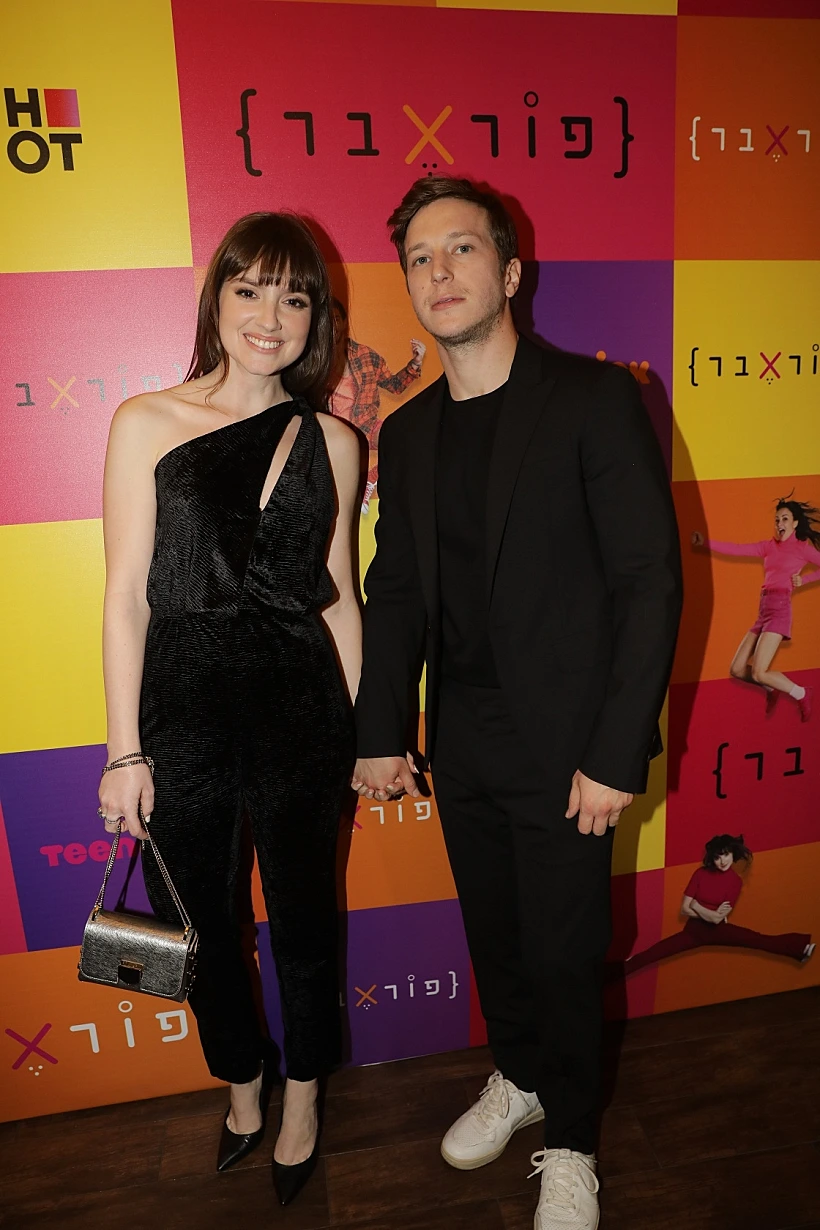 אליאנה תדהר מחדשת בפוני