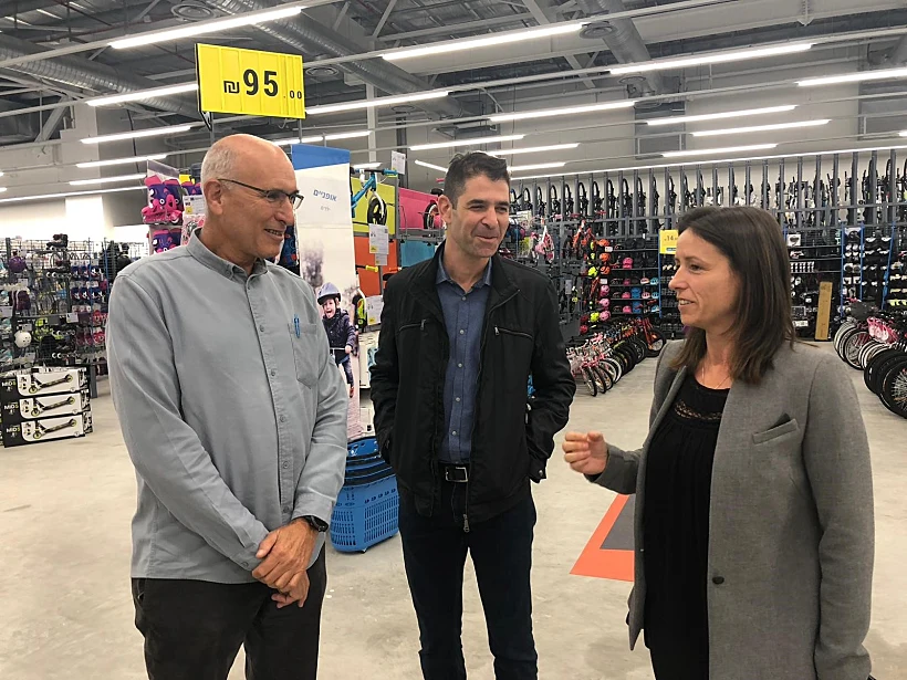 לואיס שקרון מנכלית דקטלון ישראל, חי גאליס משנה למנכל ביג מרכזי קניות, איתן בר זאב מנכל ביג מרכזי קניות