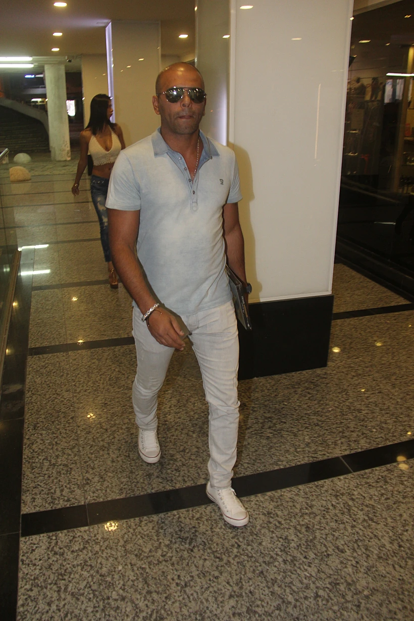 אייל גולן. רוסלנה, בואי כבר