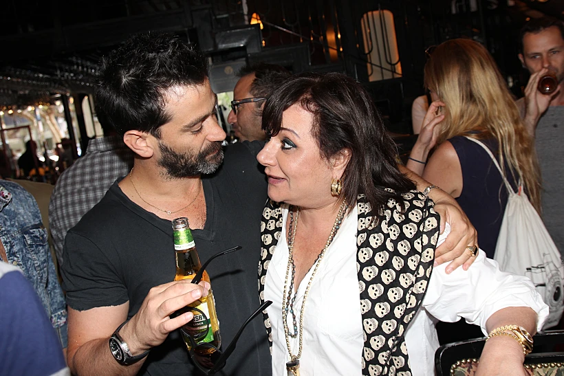 יהודה לוי וחנה לסלאו. לעשות לך דרינק?