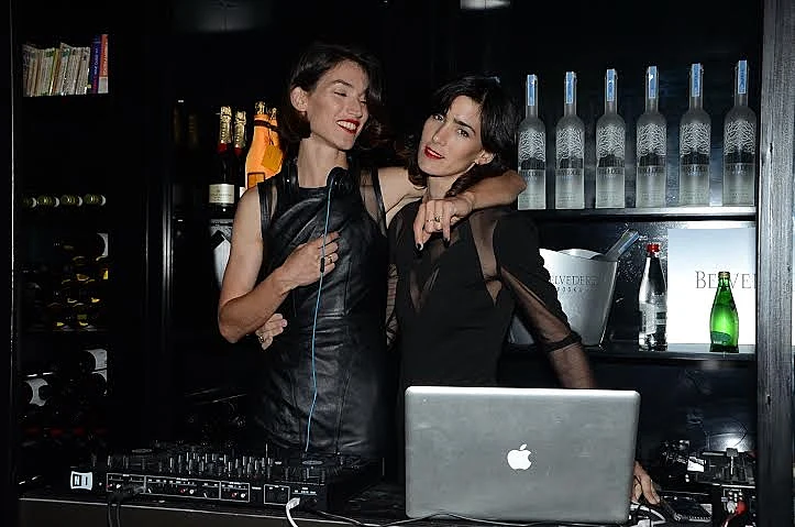 נטלי דדון וחברה. יאללה מוזיקה