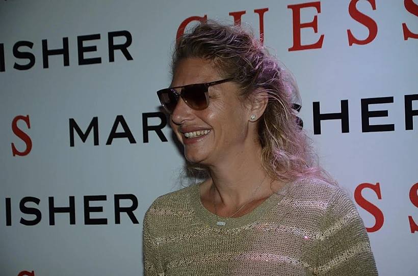 מיכאלה ברקו. אבל מה נסגר עם הפיגמנצטיה?!