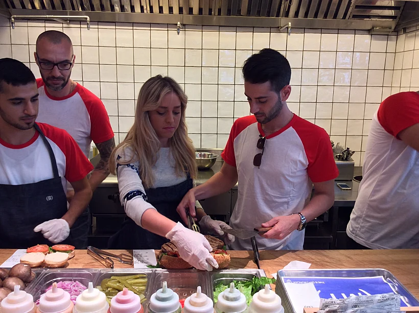 יוכי ומאירי. אז מה התוספות שלך?