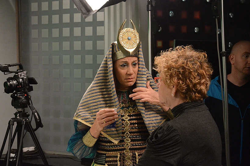 מיקי קם. מיס קם שחררי קצת לחץ