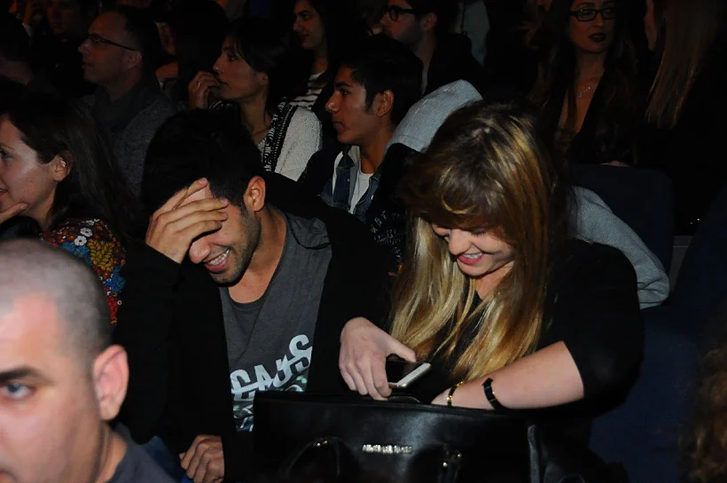 אלין לוי ובן הזוג המסתורי.תחייך בטבעי זה מצטלם טוב