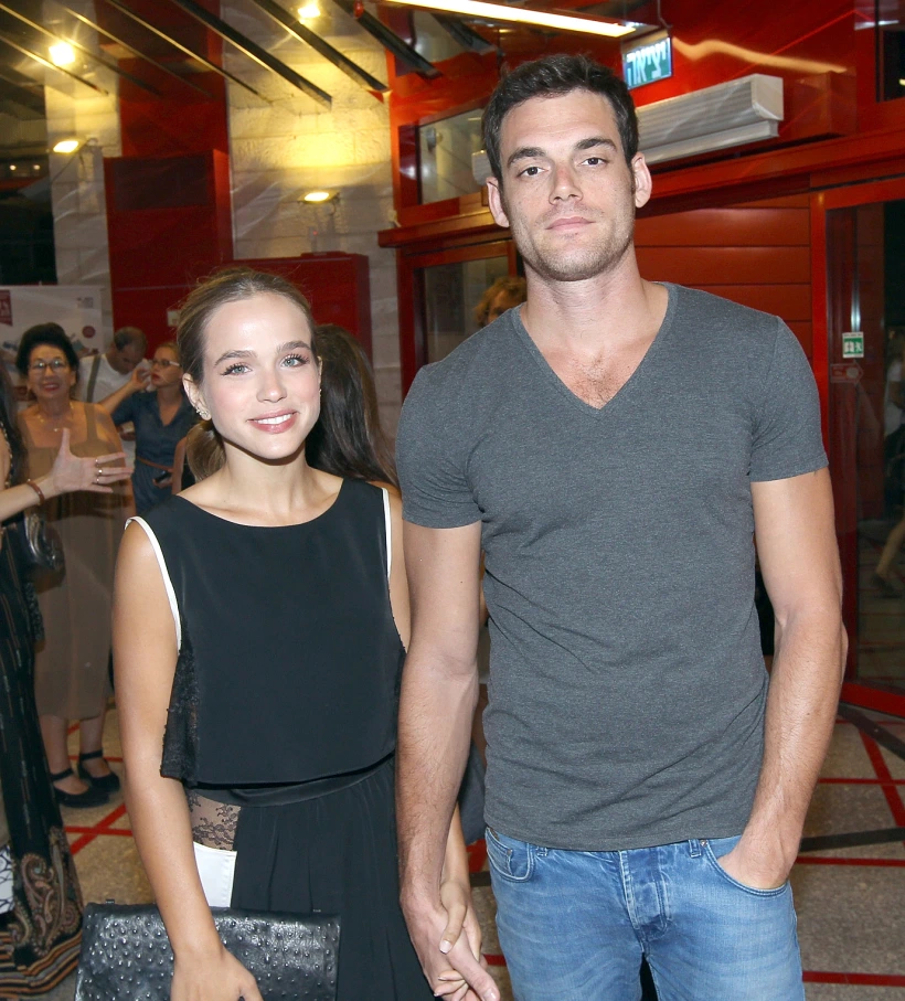 אגם רודברג וגל אמיתי בהקרנת הבכורה של ''הרחק מהיעדרו''