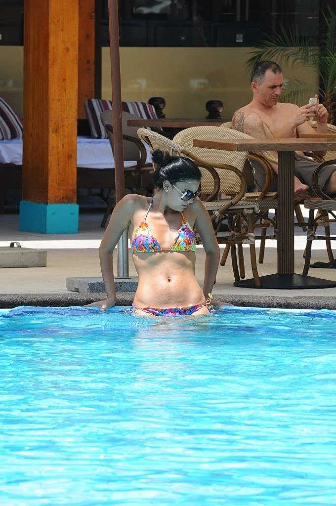 השקת האנגר 72