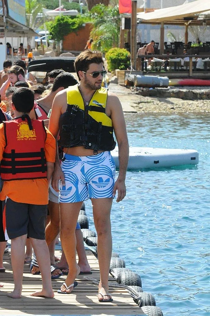 טום קשתי באילת