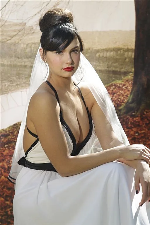 אדל בספלוב קמפיין שמלות כלה