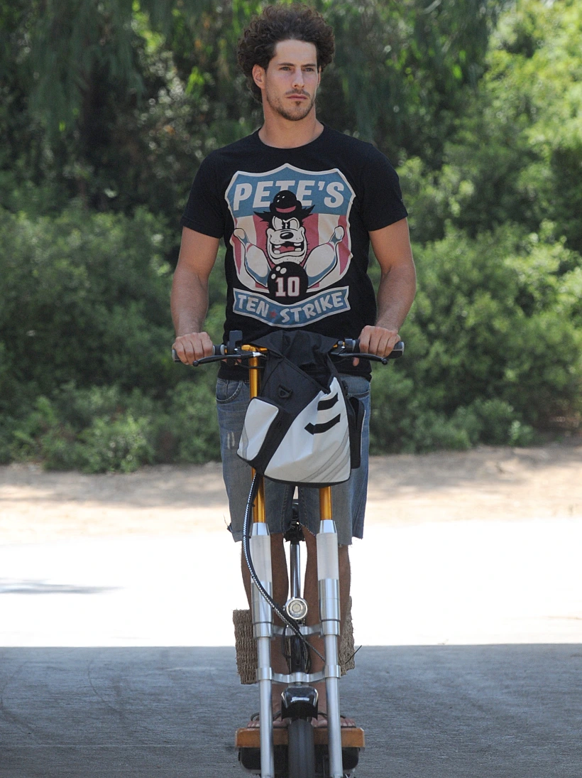 טומי בפארק הירקון