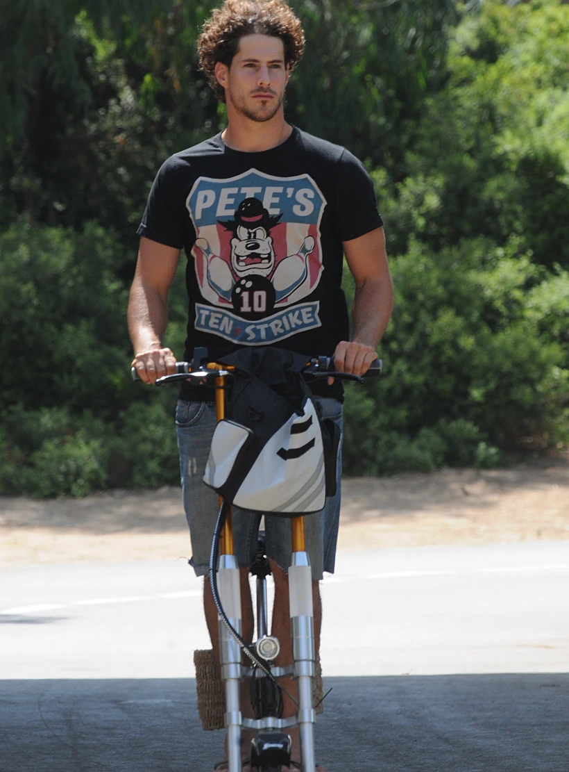 טומי בפארק הירקון