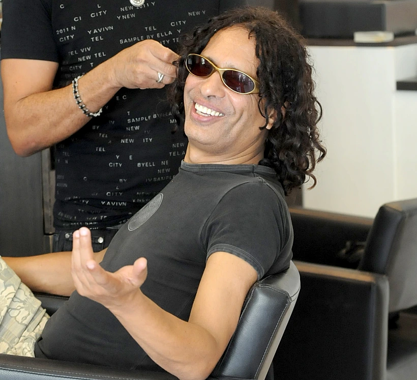 יזהר כהן מוסיף תלתלים