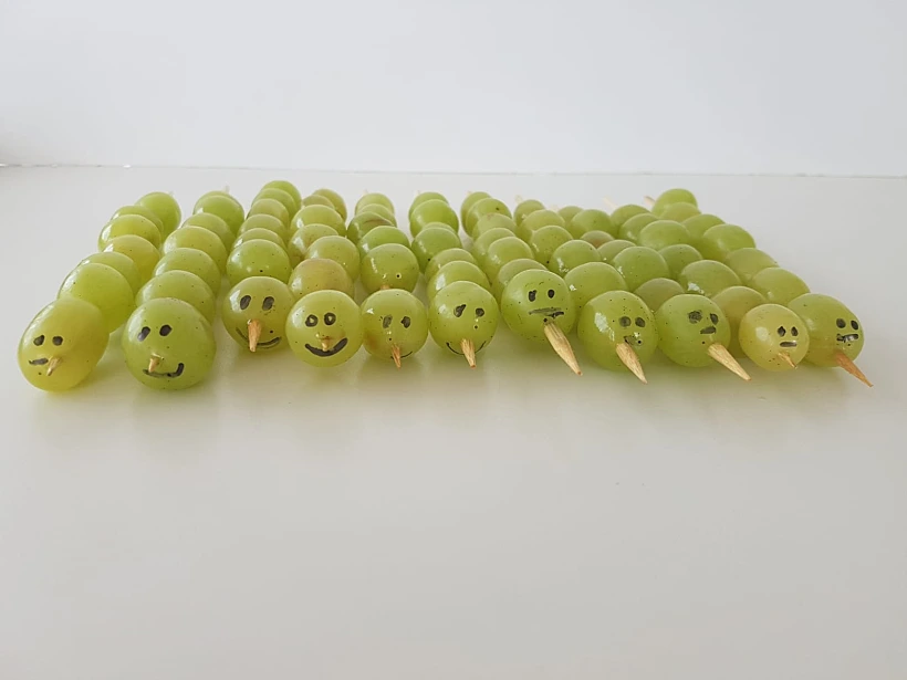 הכי מתוקים על השולחן. שיפודי ענבים