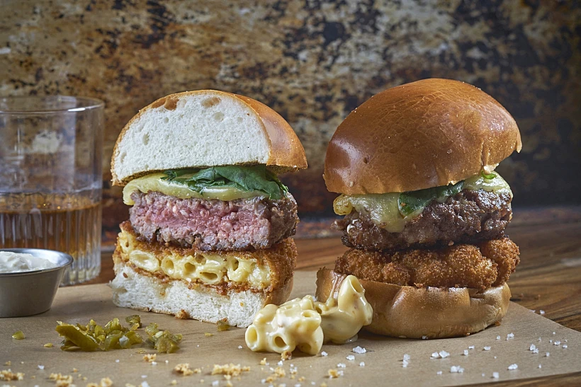 סילבסטר בטראק דה לוקס