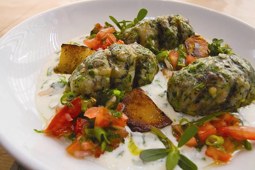 מנה במסעדת חדר האוכל