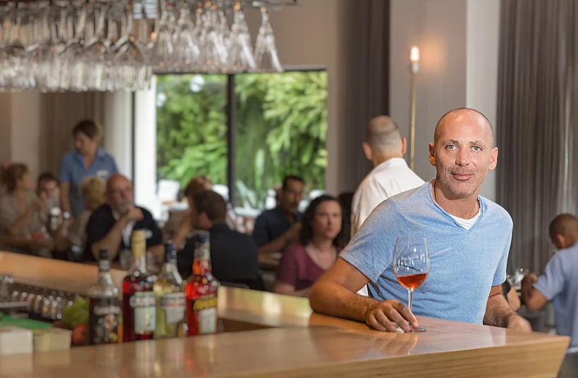 ניר צוק, מסעדת מאפו